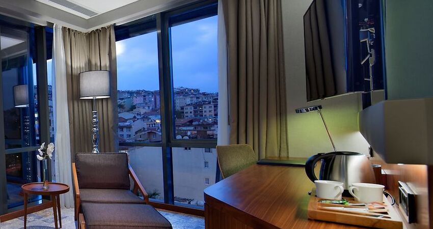 DoubleTree by Hilton Hotel Istanbul - Piyalepasa