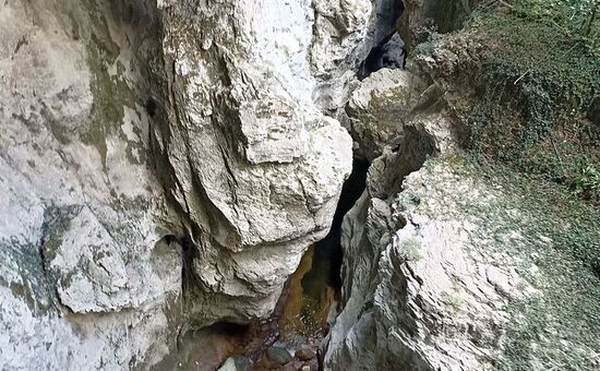 DOĞANIN RENKLERİ  KANYONLAR GÖLLER ŞELALELER  KASTAMONU KANYONLARI AYDIN PINAR ŞELALESİ DÜZCE GÜZELDERE ŞELALESİ ZONGULDAK TURU